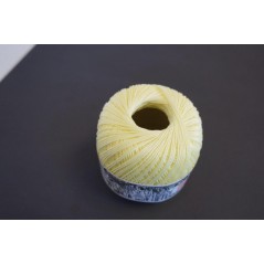 Pelote 50 g coton perlé jaune Décopatch - Feutrine - Laine - Objet à décorer 2,71 €